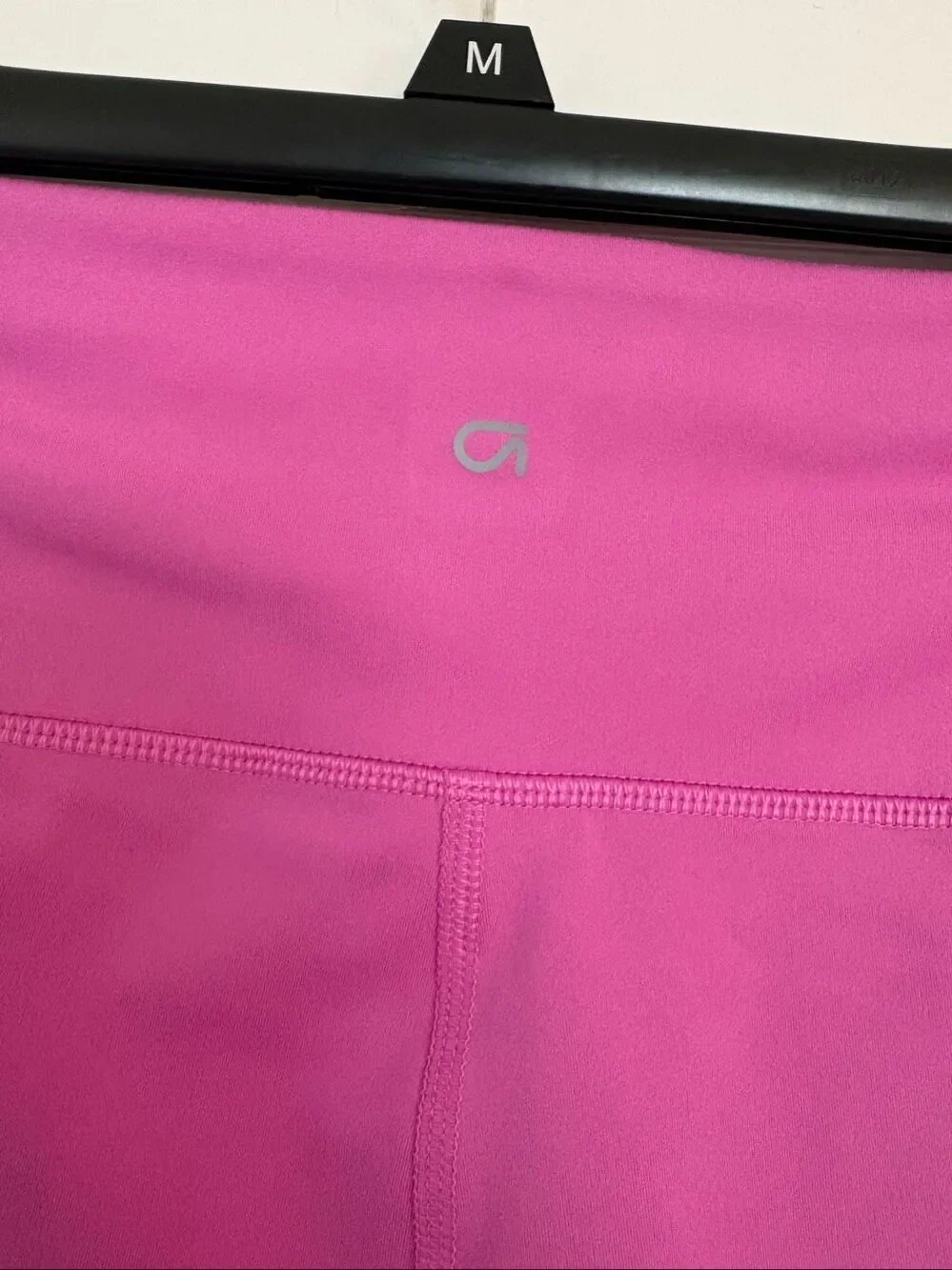 GapFit Orchid Capri Leggings High Rise Side Pockets Activewear Size Large